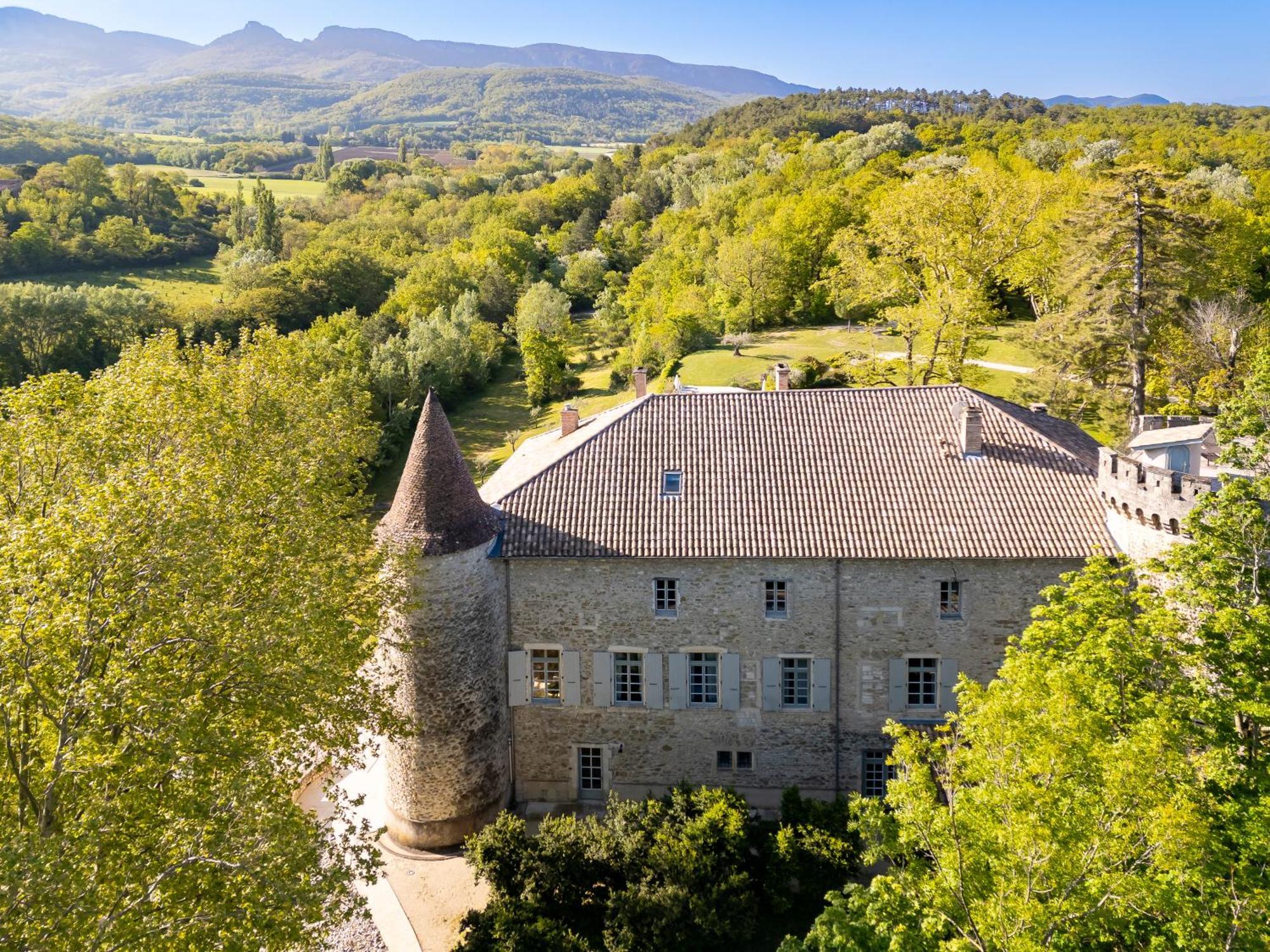 Château Les Oliviers de Salettes Charols Exterior foto
